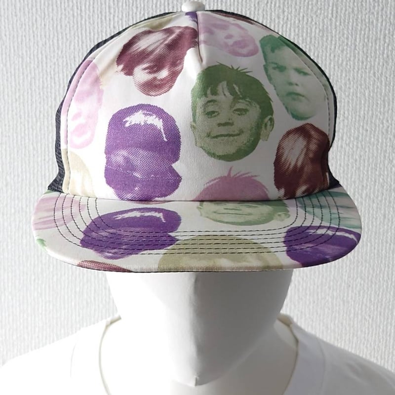 Stüssy 紫 トラッカーキャップ Stüssy 紫 トラッカーキャップ