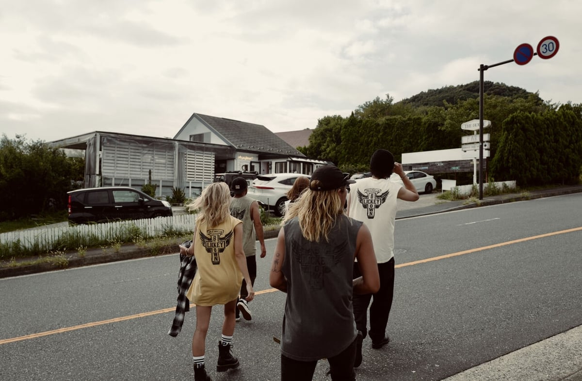 vintage dog tank （ホワイト） | LICKEY BROWN