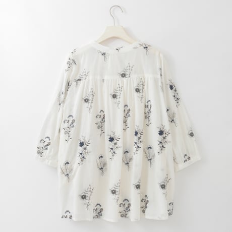 エンブロイダリーフラワーバンドカラーブラウス

[61713712]natural mist