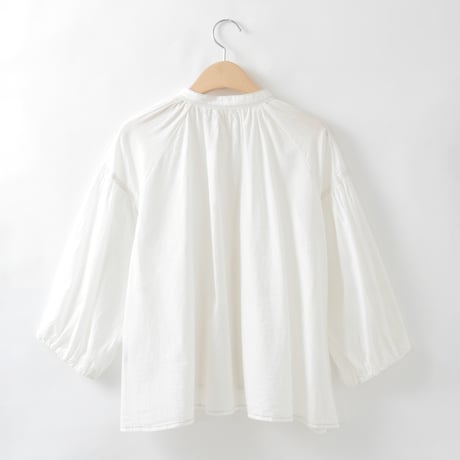 【洗える】ピンタックステッチデザインブラウス

[41713470]natural mist