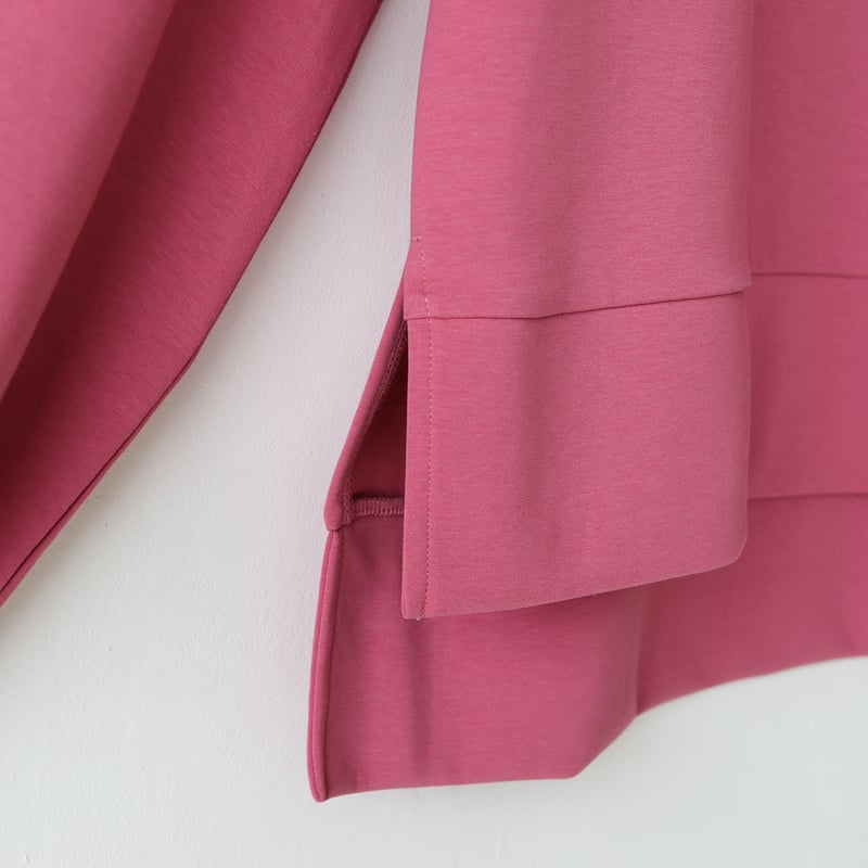 ダンボールニットロゴプルオーバー[21211211]natural mist | natura