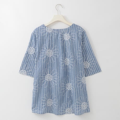 フラワー刺繍ストライプコットンブラウス

[30113370]natural mist
