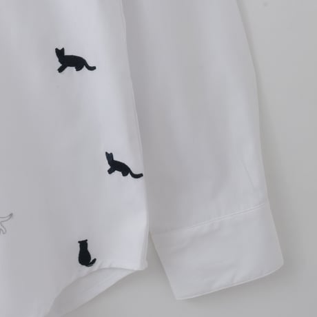 【洗える】キャット刺繍デザインシャツ

[71213728]natural mist