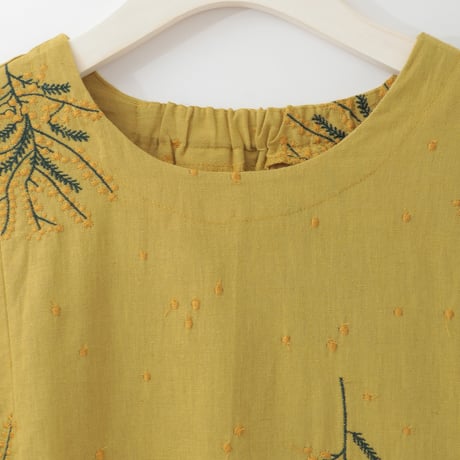 フラワー刺繍コットンリネンワンピース

[61716365]natural mist