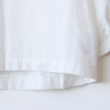 ワッフル刺繍コットンブラウス[41413665_04]natural mist