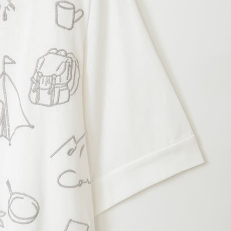 【UVカット】マルチ刺繍コットンTシャツ

[41411342]natural mist