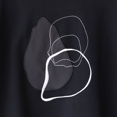 流体シェイプ刺繍プルオーバー[22031323]vivid