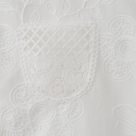 フラワー刺繍ドロストシャツ

[41413791]natural mist