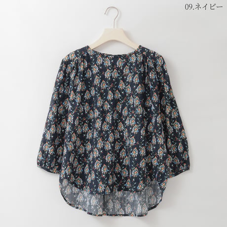 popカラーモチーフプリントブラウス

[41413875]natural mist