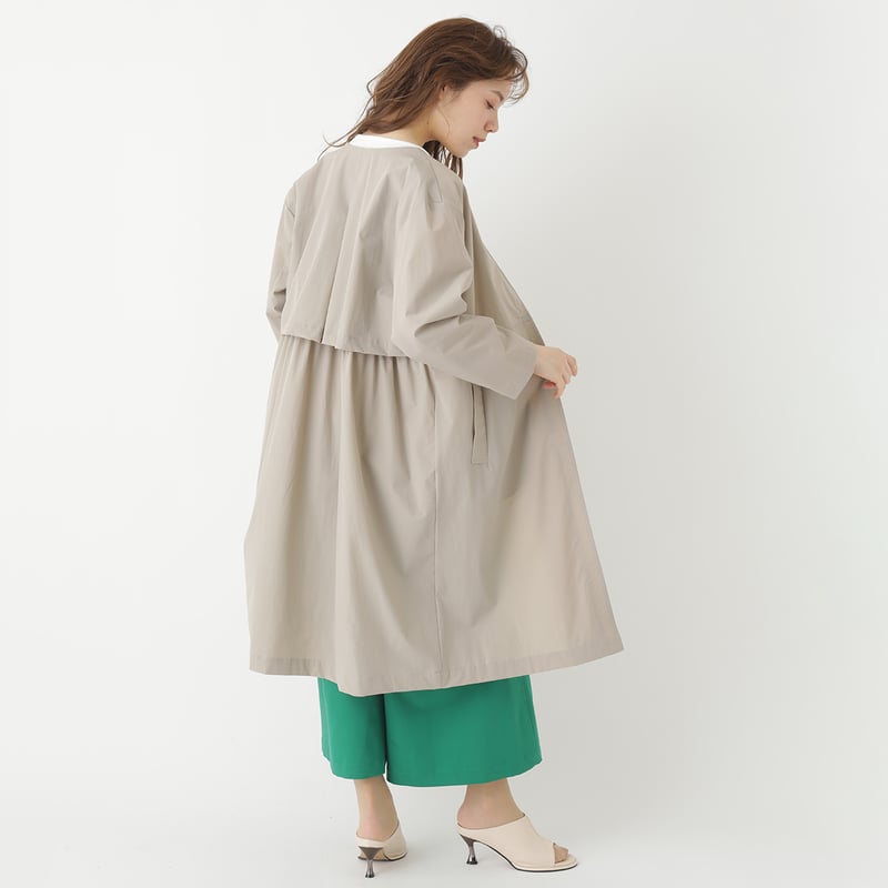 ノーカラーナイロンストレッチコート[70224158]capricious | natural