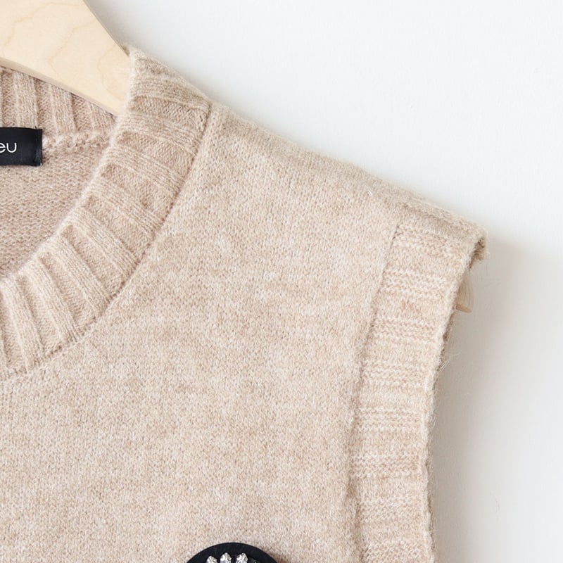 半額以下！ Arpege story エンブレムブローチ付配色ニットジャケット Amazon.co.jp: arpege story エンブレムブローチ付配色ニット