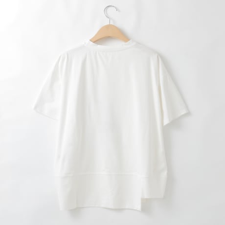 キャット刺繍Tシャツ

[22031310]vivid