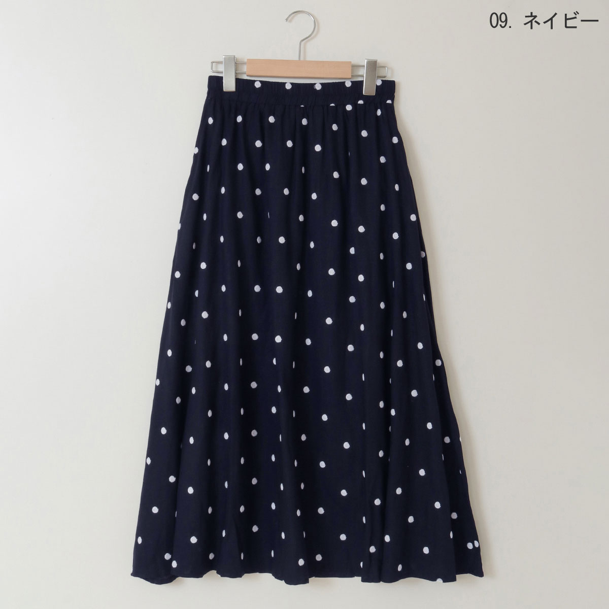 seventen by kawahitomihoドット刺繍フレアスカート 【公式通販】