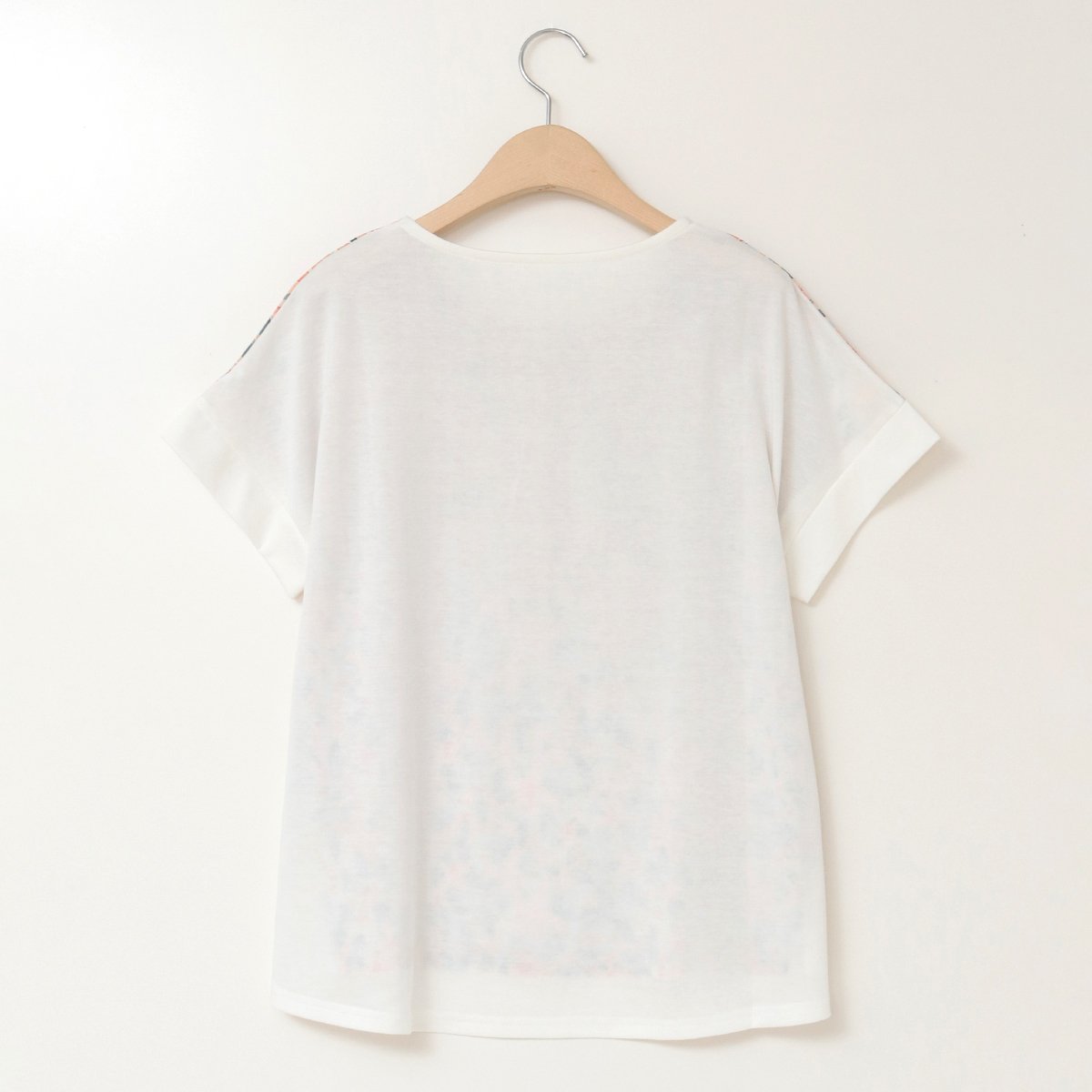 【極美品18700円】ナラカミーチェ♦️春夏✨オーキッドフラワーフレンチスリーブ 極美品26400】ナラカミーチェ♦️秋TVドラマ✨ジョーゼット幾何