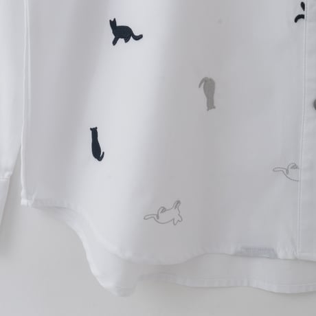 【洗える】キャット刺繍デザインシャツ

[71213728]natural mist