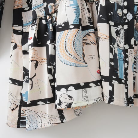 シネマプリントティアードシャツ

[22033236]vivid