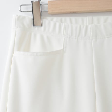 【日本製】ストレッチイージーテーパードパンツ

[15717285]natural mist