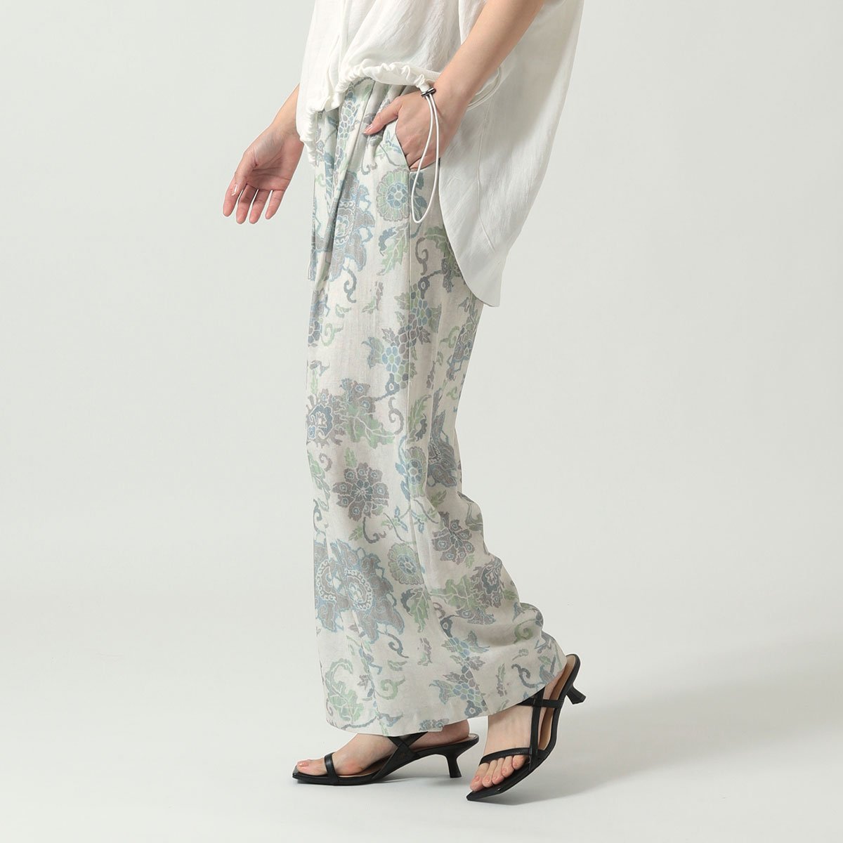 メラーンジュ melange ボタニカル柄パンツ 楽天市場】【LINE登録で今すぐ10%OFF】【30%OFF アウトレット