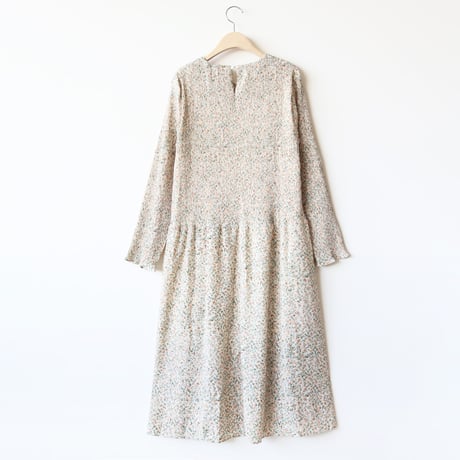 小花柄プリーツ切り替えワンピース[41416354]natural mist