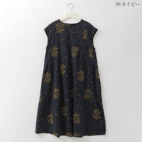 フラワー刺繍コットンリネンワンピース

[61716365]natural mist