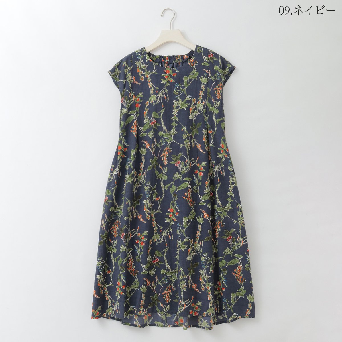 美品 mimigrant マキシ丈ワンピース フレンチスリーブ ボタニカル柄 M ボタニカル柄フレンチスリーブワンピース [41716384]natural mist | n