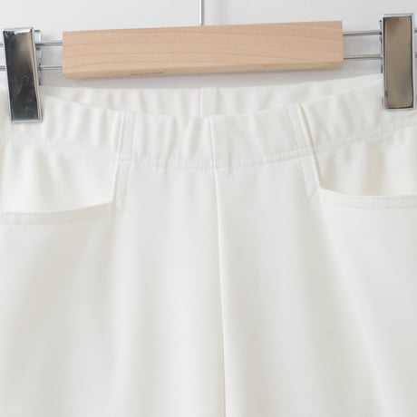 【日本製】ストレッチイージーテーパードパンツ

[15717285]natural mist