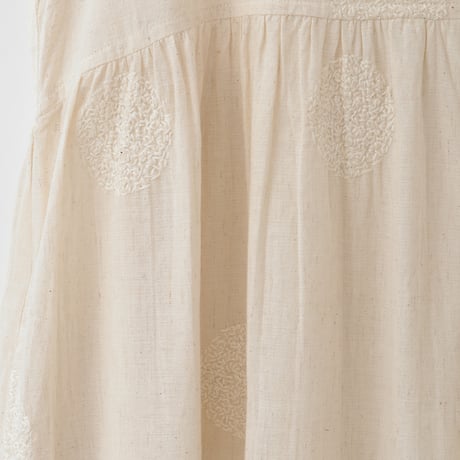 サークル刺繍デザインワンピース[61716375]natural mist