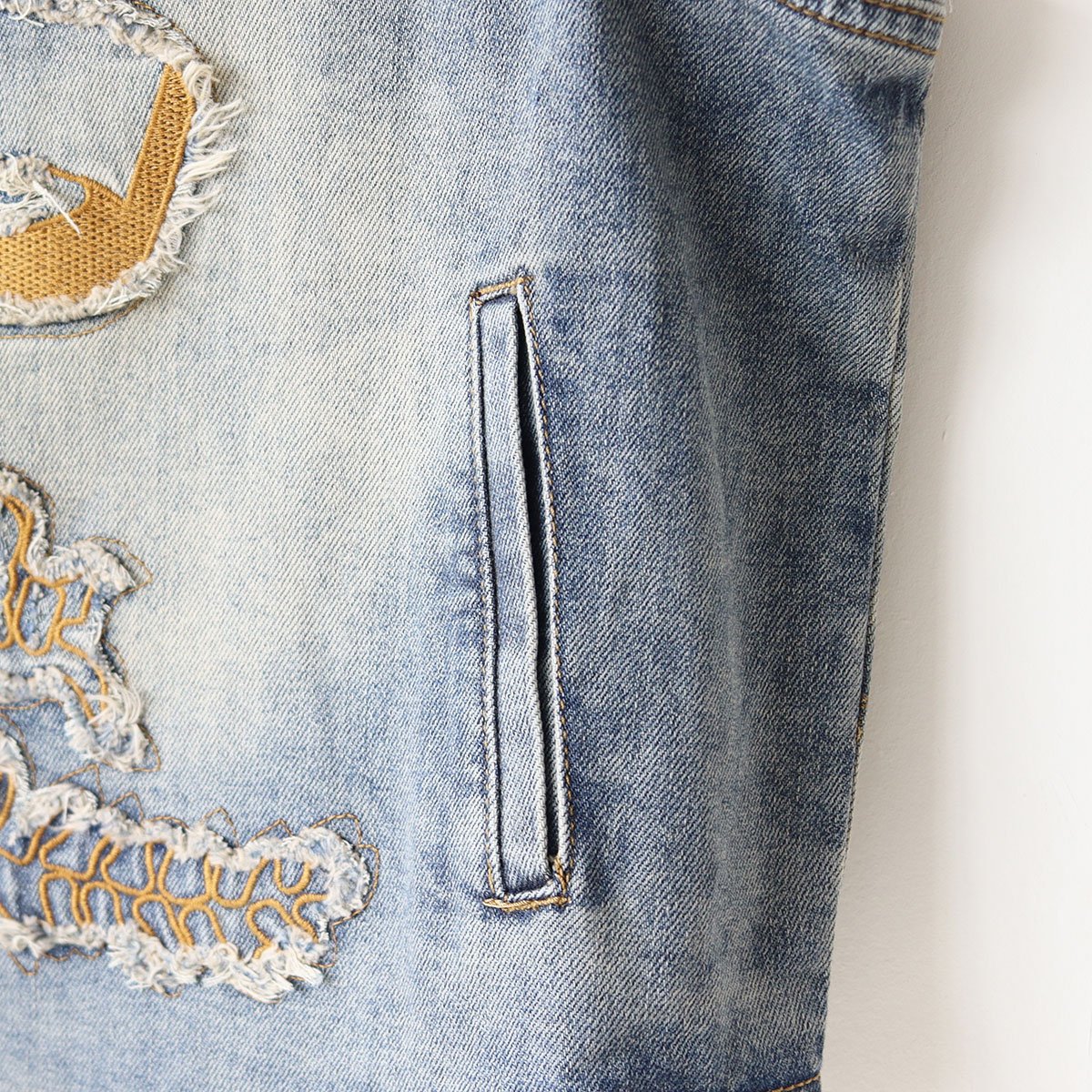 カットオフオーバーサイズラウンドヘム刺繍デザインデニムベスト