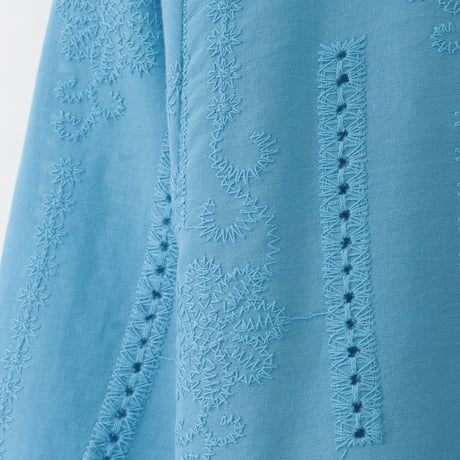 スカラップヘムコットンレースブラウス

[30113701]natural mist