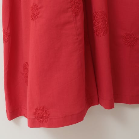 【リバーシブル】サークル刺繍ノースリーブワンピース[61716221]natural mist