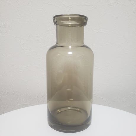 コーヒー色の透明 花瓶