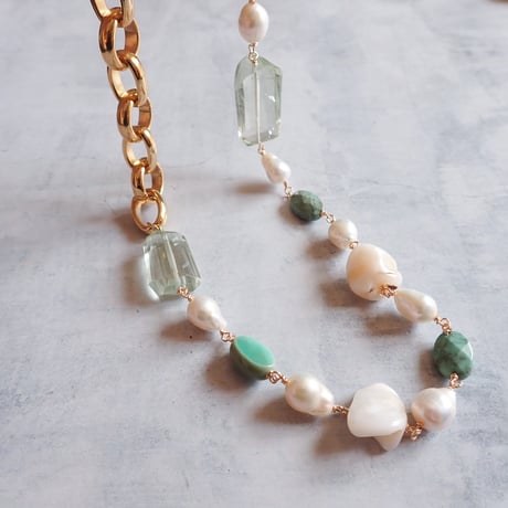 Green tone GD Toggle Necklace N24
