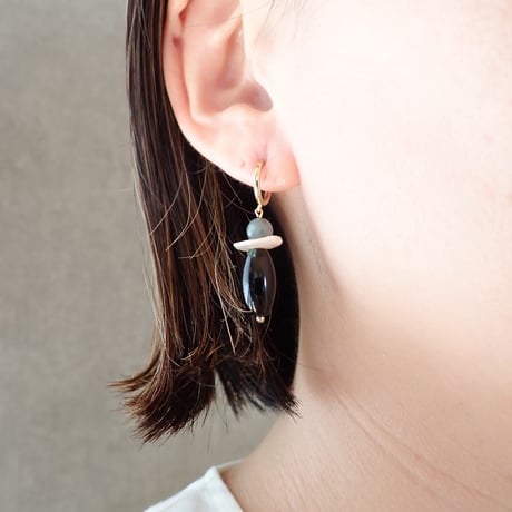 Eagle eye ×  onyx earring - E187
