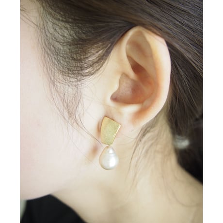 Drop Perl earring ＊White color＊E38