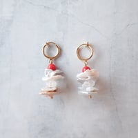 （再販）Flat pearl × Red coral earring - E164