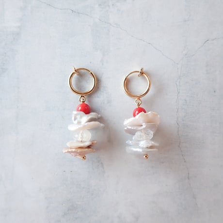 （再販）Flat pearl × Red coral earring - E164