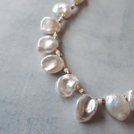 Frill Pearl Necklace- N40