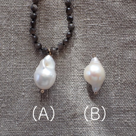 Baroque pearl × silverobsidian NC - N85