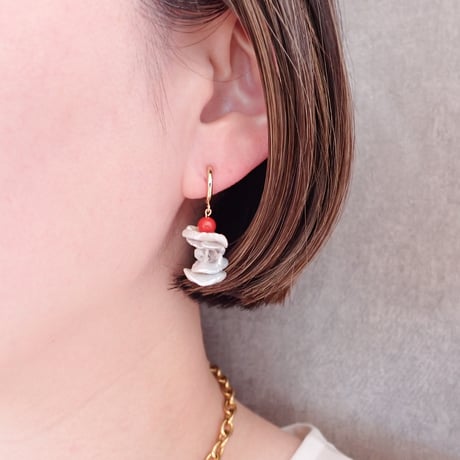 （再販）Flat pearl × Red coral earring - E164