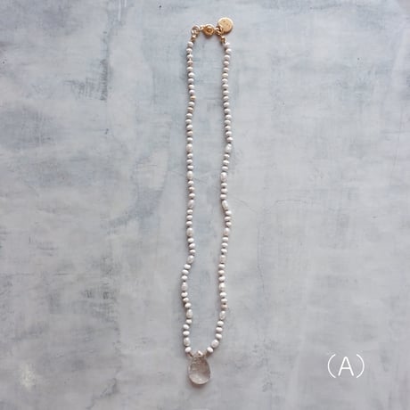 white magnesite × rutilated quartz necklace - N97