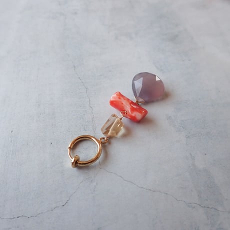 Chalcedony × Red coral Earring E112