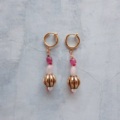 morganite × red knot earring - E209
