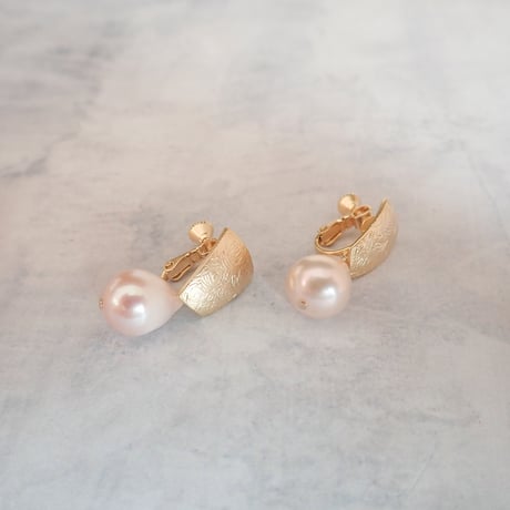 Drop Perl earring ＊pink color＊E38