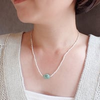 Tiny Pearl × Emerald Necklace - N41