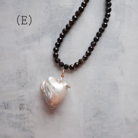 Baroque pearl × obsidian NC - N75