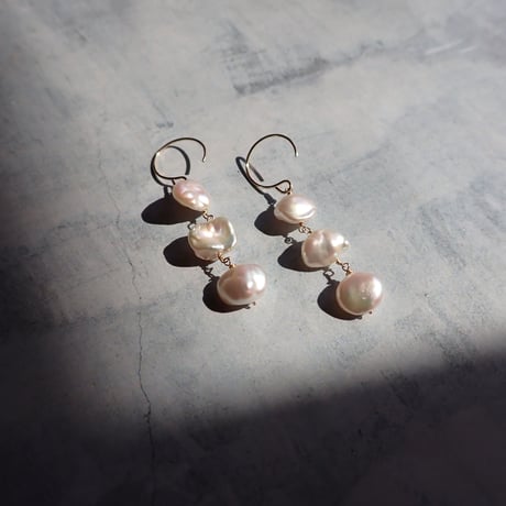 Drop Pearl Trio Earring E79