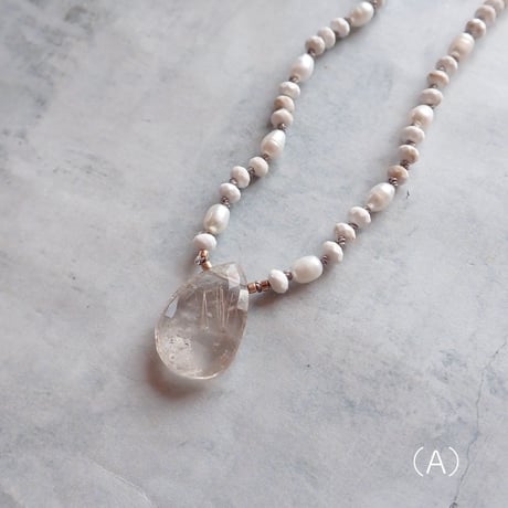 white magnesite × rutilated quartz necklace - N97
