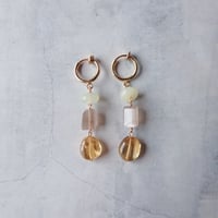 citrine × Prehnite − E225