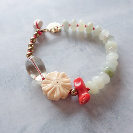 Flower carved beads Bracelet - Lemon qtz - B13
