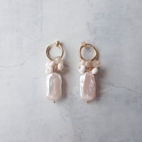 White earring ✴︎ rectangle FWP − E213